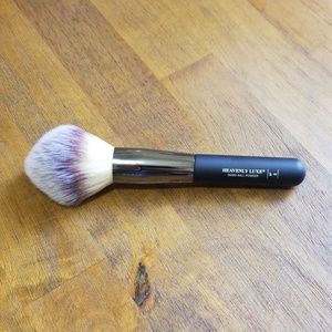 It Cosmetics Heavenly Wand Ball Powder brush #8